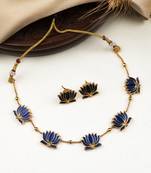 Antique blue floral motif necklace set