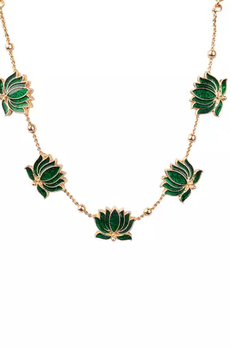 Antique green floral motif necklace set