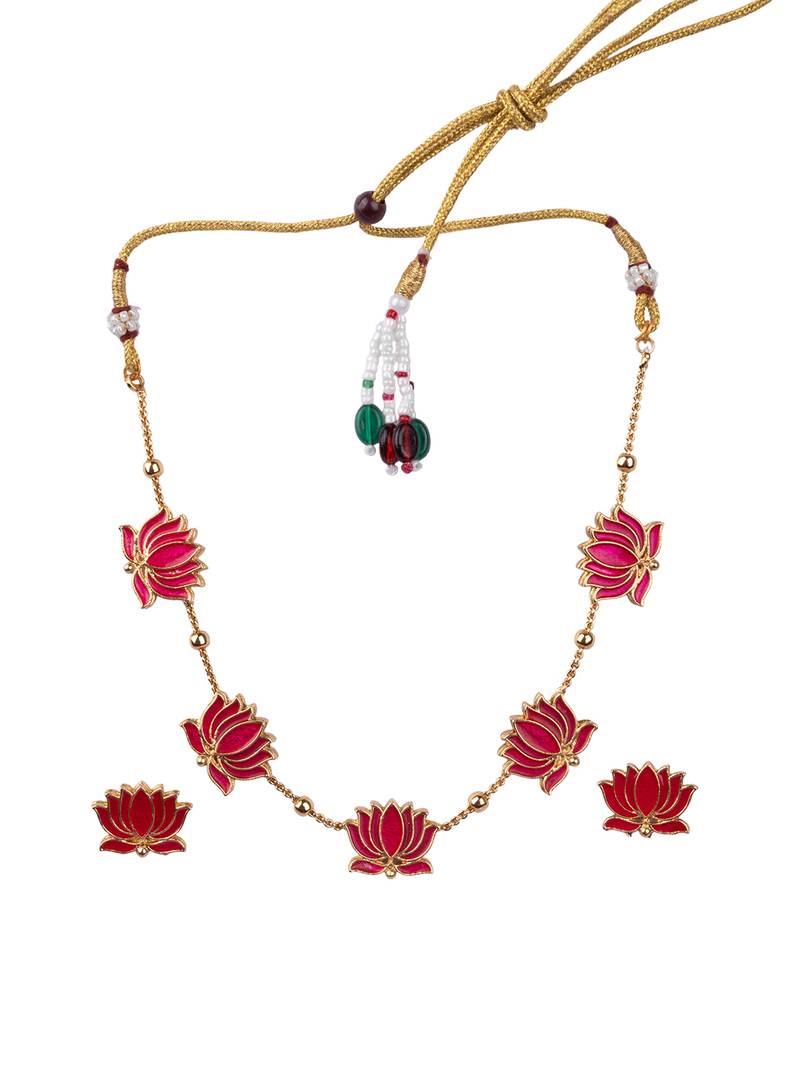 Antique pink floral motif necklace set