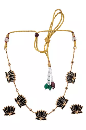 Antique black floral motif necklace set