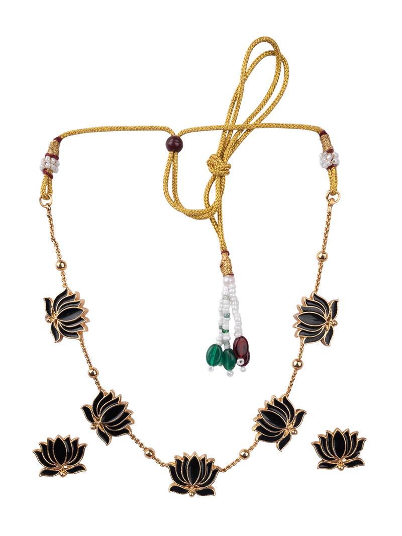 Antique black floral motif necklace set