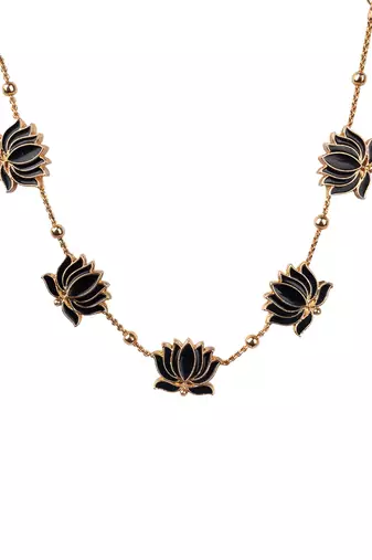 Antique black floral motif necklace set