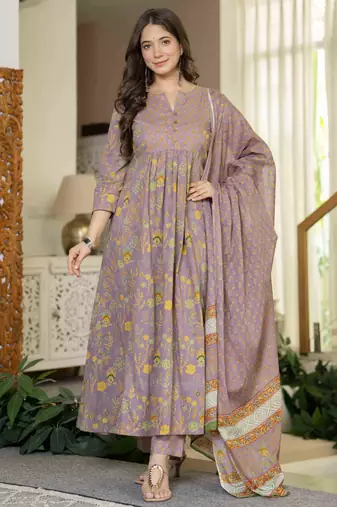 Women cotton printed round nack 3/4 sleeves calf length flared kurta pant and dupatta set