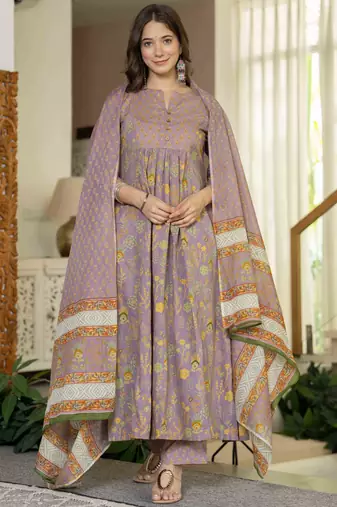 Women cotton printed round nack 3/4 sleeves calf length flared kurta pant and dupatta set