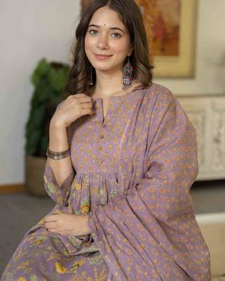 Women cotton printed round nack 3/4 sleeves calf length flared kurta pant and dupatta set 5