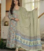 Women cotton printed v-nack 3/4 sleeves calf length flared kurta pant and dupatta set