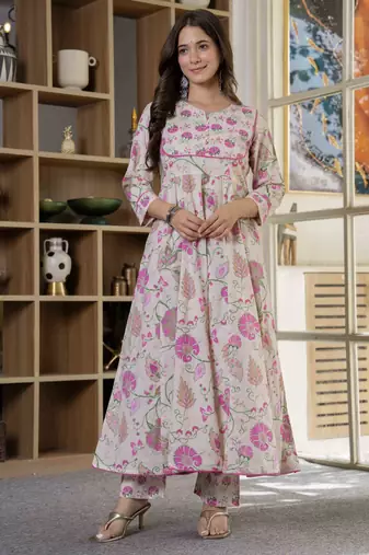 Women cotton printed round nack 3/4 sleeves calf length flared kurta pant and dupatta set