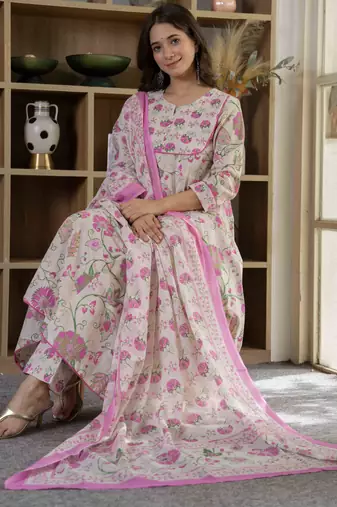 Women cotton printed round nack 3/4 sleeves calf length flared kurta pant and dupatta set
