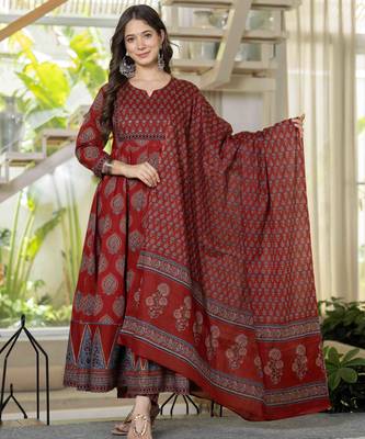 Women cotton printed round nack 3/4 sleeves calf length flared kurta pant and dupatta set 1