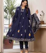 Women cotton printed v-nack 3/4 sleeves calf length flared kurta pant and dupatta set