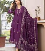 Women cotton printed v-nack 3/4 sleeves calf length flared kurta pant and dupatta set