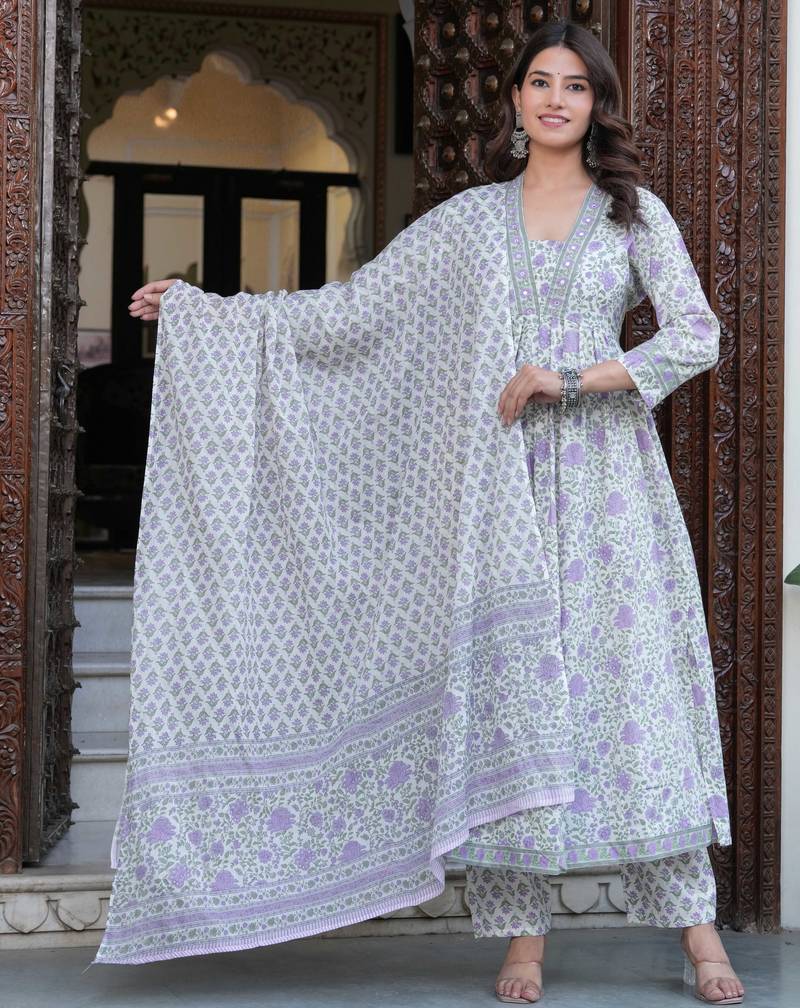 Women cotton printed v-nack 3/4 sleeves calf length flared kurta pant and dupatta set