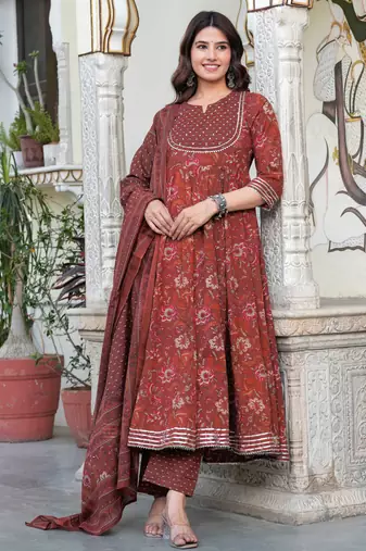 Women cotton printed round nack 3/4 sleeves calf length flared kurta pant and dupatta set