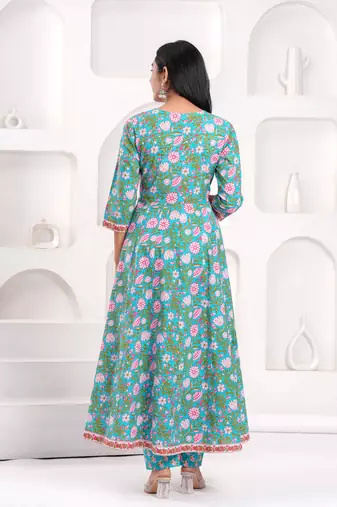 Women cotton printed v-nack 3/4 sleeves calf length angrakha kurta pant and dupatta set