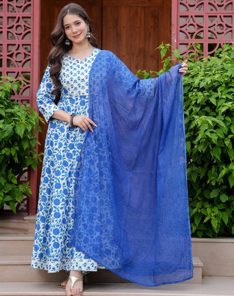 Women cotton printed round nack calf length flared kurta pant and dupatta set