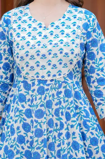 Women cotton printed round nack calf length flared kurta pant and dupatta set