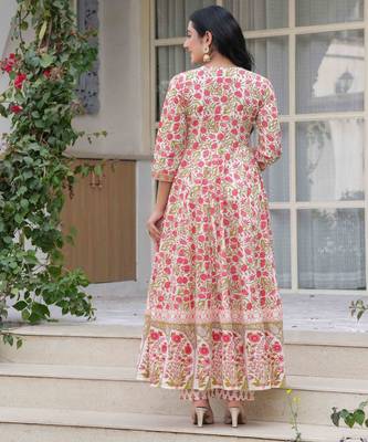 Women cotton printed round nack calf length flared kurta pant and dupatta set 2
