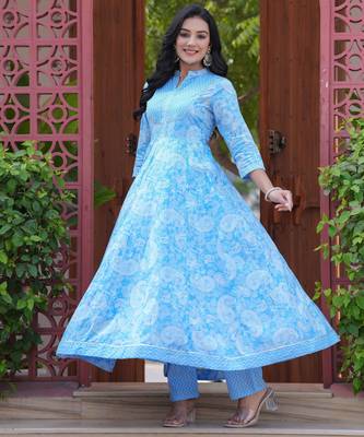 Women cotton printed mandarin collar nack calf length flared kurta pant and dupatta set 4