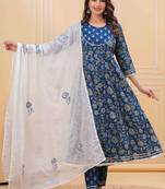 Women cotton printed round nack calf length flared kurta pant and dupatta set
