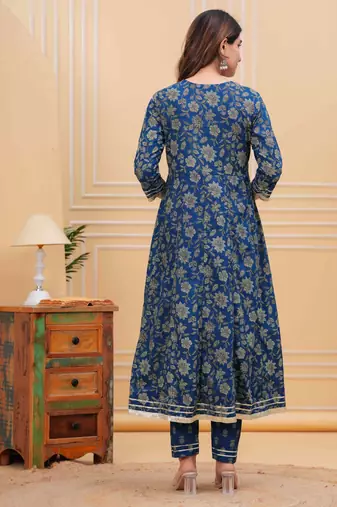 Women cotton printed round nack calf length flared kurta pant and dupatta set