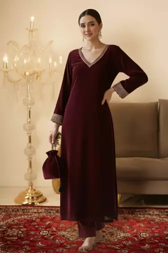 Maroon Velvet Straight Kurta set with Potli bag 