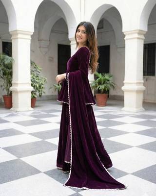 Wine Velvet Kurta with Dupatta 3