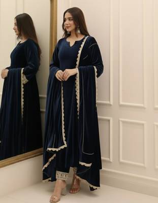 Navy Blue Velvet Kurta set 2