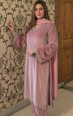 Lavender Velvet Straight Kurta set 1