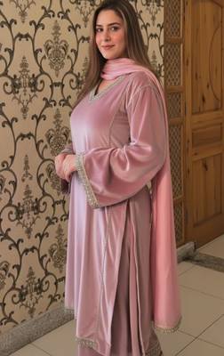 Lavender Velvet Straight Kurta set 5