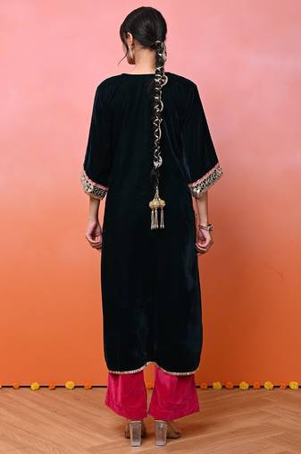 Green velvet aaina kurta set