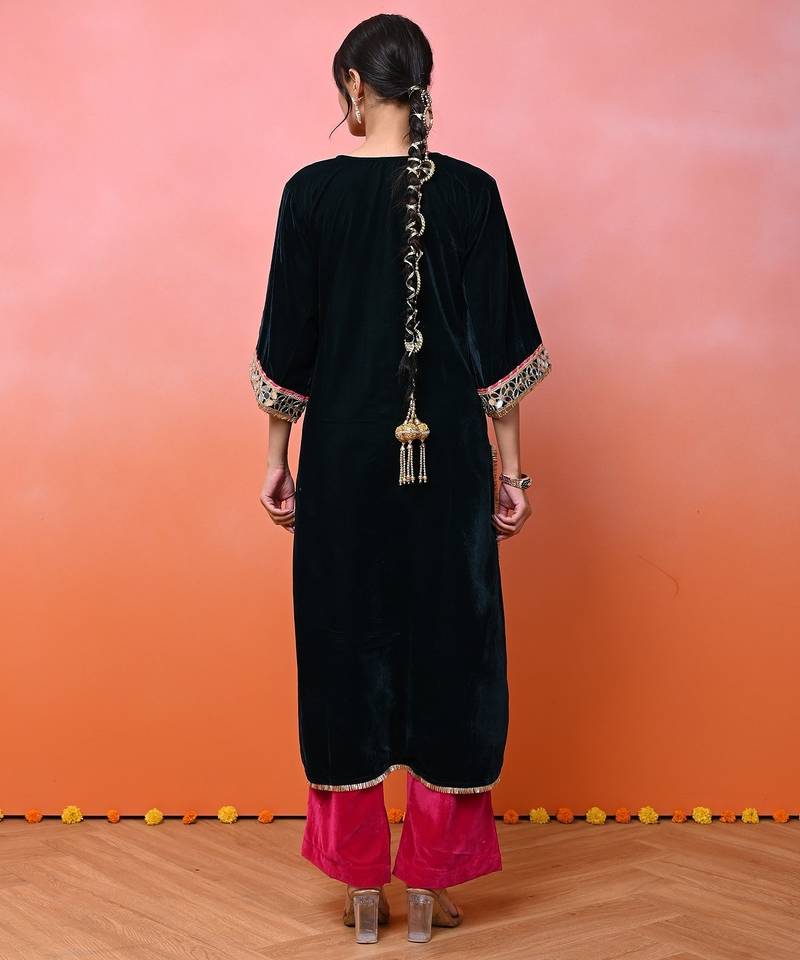 Green velvet aaina kurta set