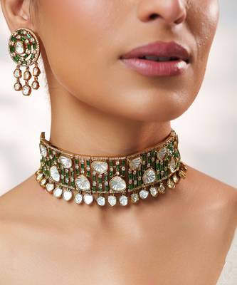 Two tone Plated kundan green stones choker necklace set 4