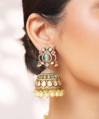 Two tone Plated kundan green stones necklace set 4