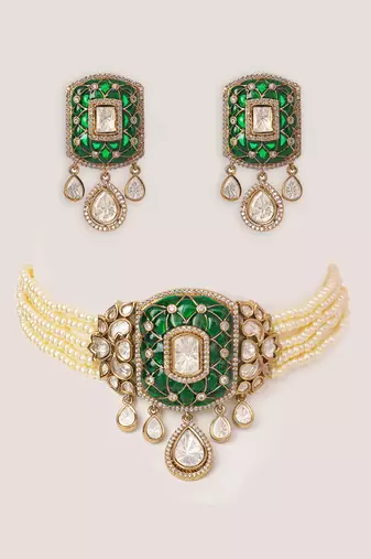 Two tone Plated kundan green stone choker necklace set