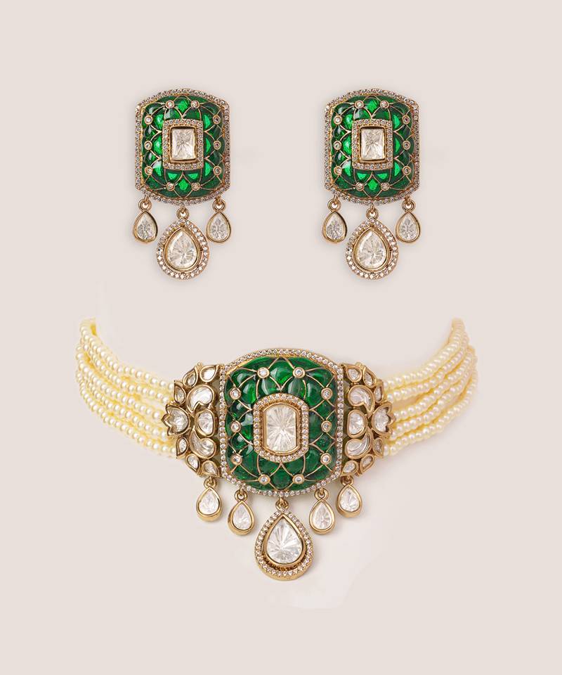 Two tone Plated kundan green stone choker necklace set