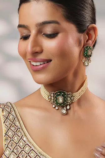Two tone Plated kundan green stone choker necklace set