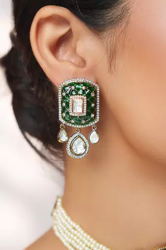 Two tone Plated kundan green stone choker necklace set