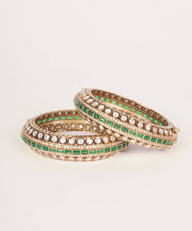 Two tone Plated kundan green stones bangle