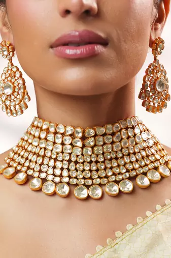 Gold plated kundan choker necklace set