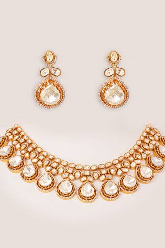 Gold plated kundan necklace set