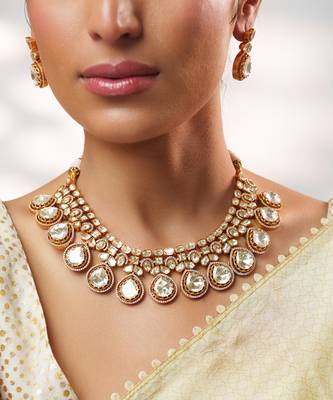 Gold plated kundan necklace set 4