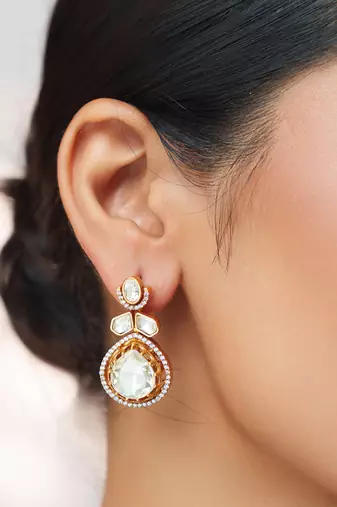Gold plated kundan necklace set