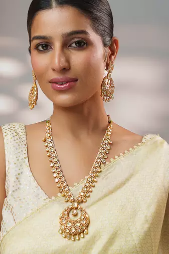 Gold plated kundan necklace set