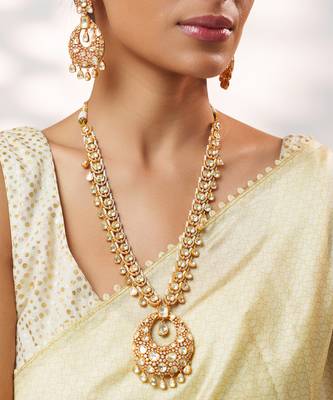 Gold plated kundan necklace set 4