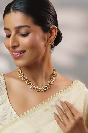 Gold plated kundan necklace set