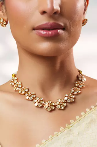 Gold plated kundan necklace set