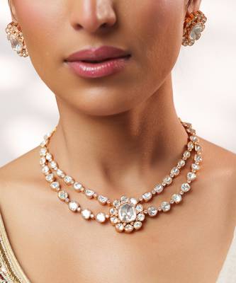 Gold plated kundan layered necklace set 4