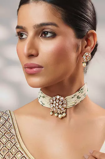 Gold plated kundan pearl choker necklace set
