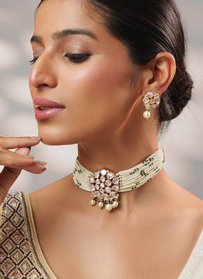 Gold plated kundan pearl choker necklace set 3