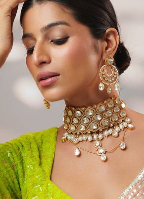 Gold plated kundan choker necklace set 3